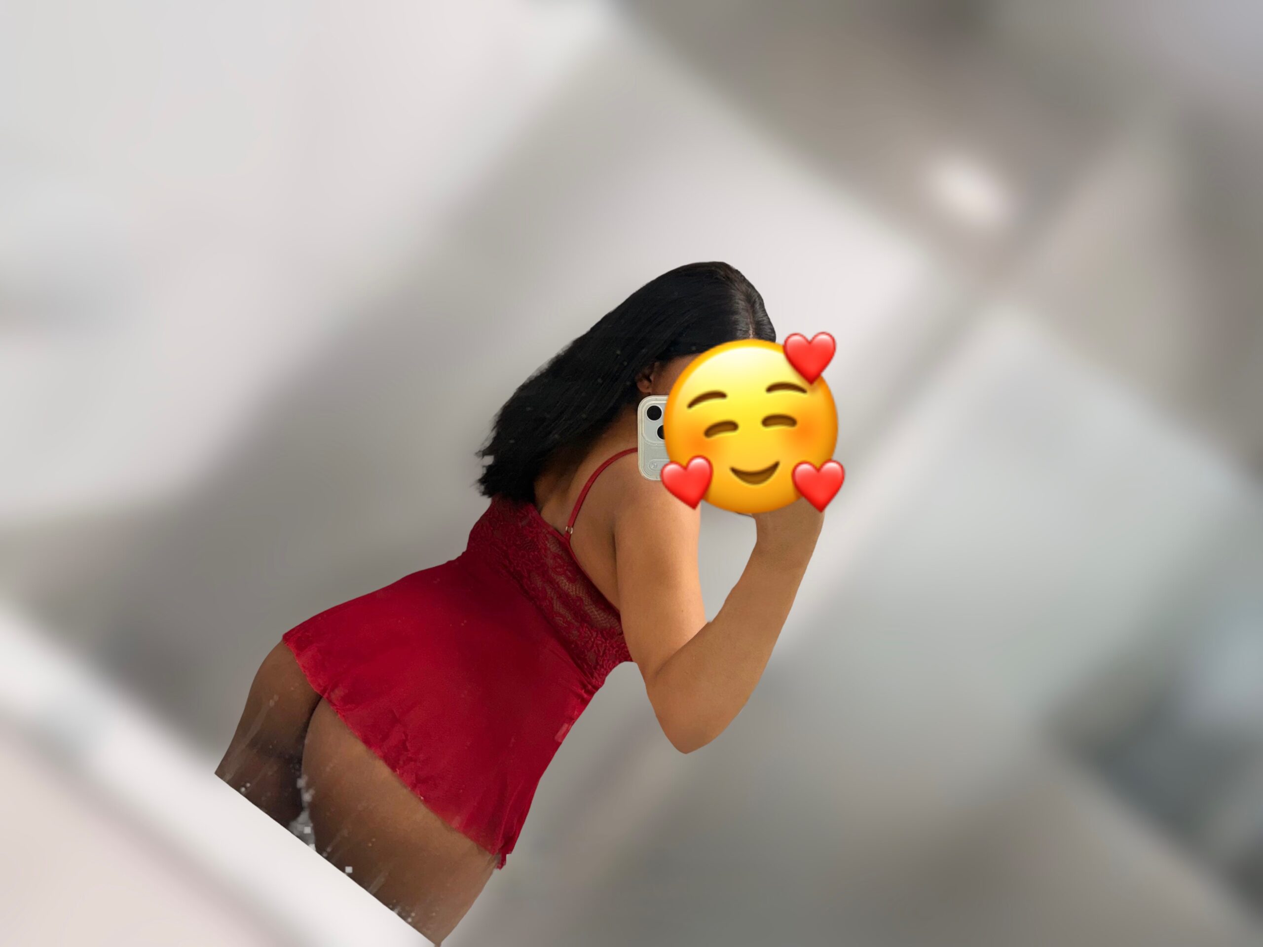 קיילי בנתניה – אפריקאית בת 24